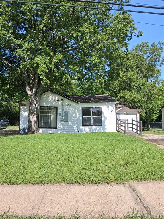 2917 Cypress Avenue Property Photo 3