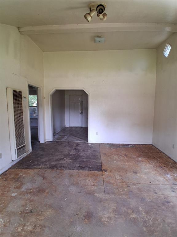 2917 Cypress Avenue Property Photo 5