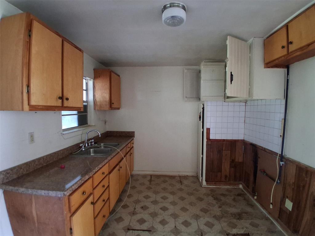 2917 Cypress Avenue Property Photo 6