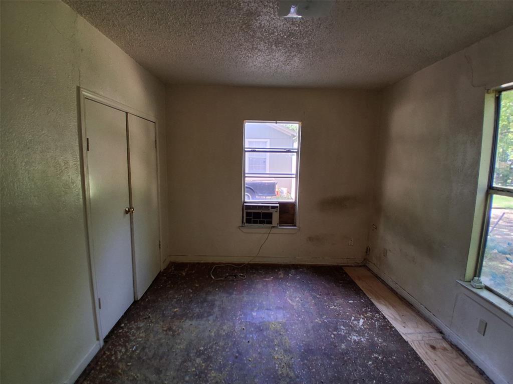 2917 Cypress Avenue Property Photo 8
