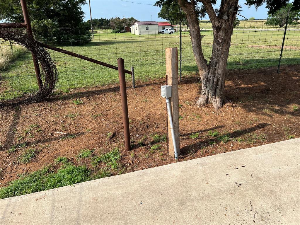 12165 Fm 103 Property Photo 14