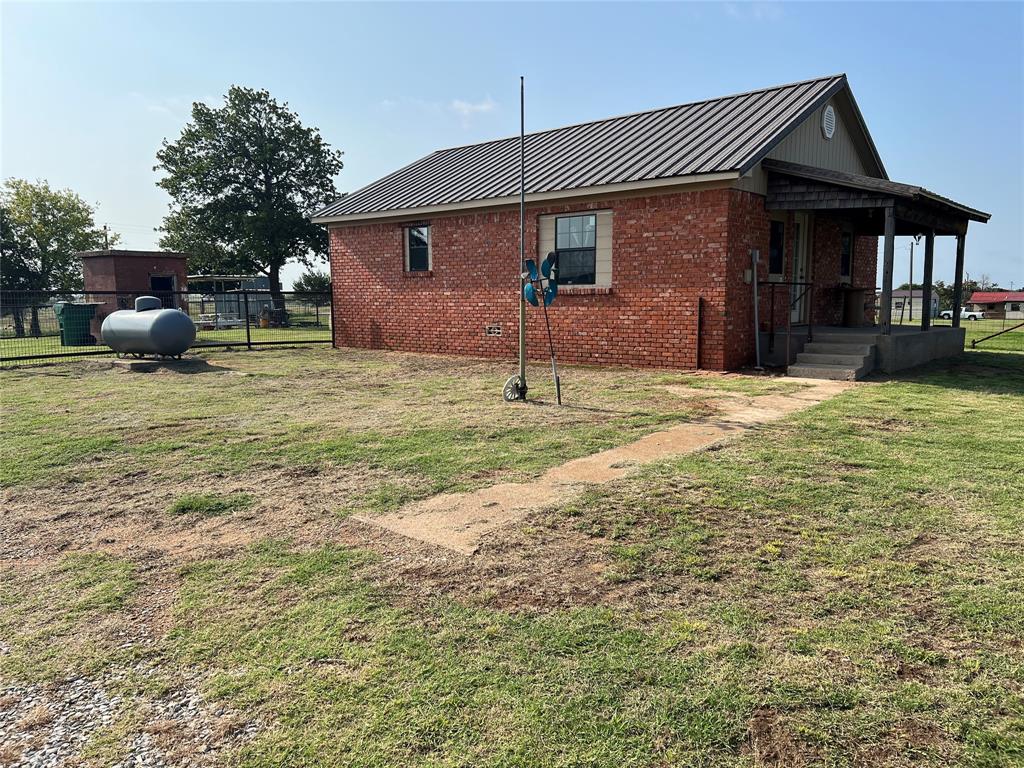 12165 Fm 103 Property Photo 18