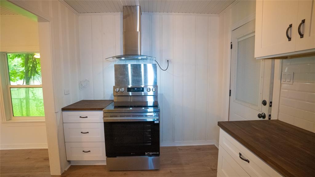 401 W Carolina Street Property Photo 6