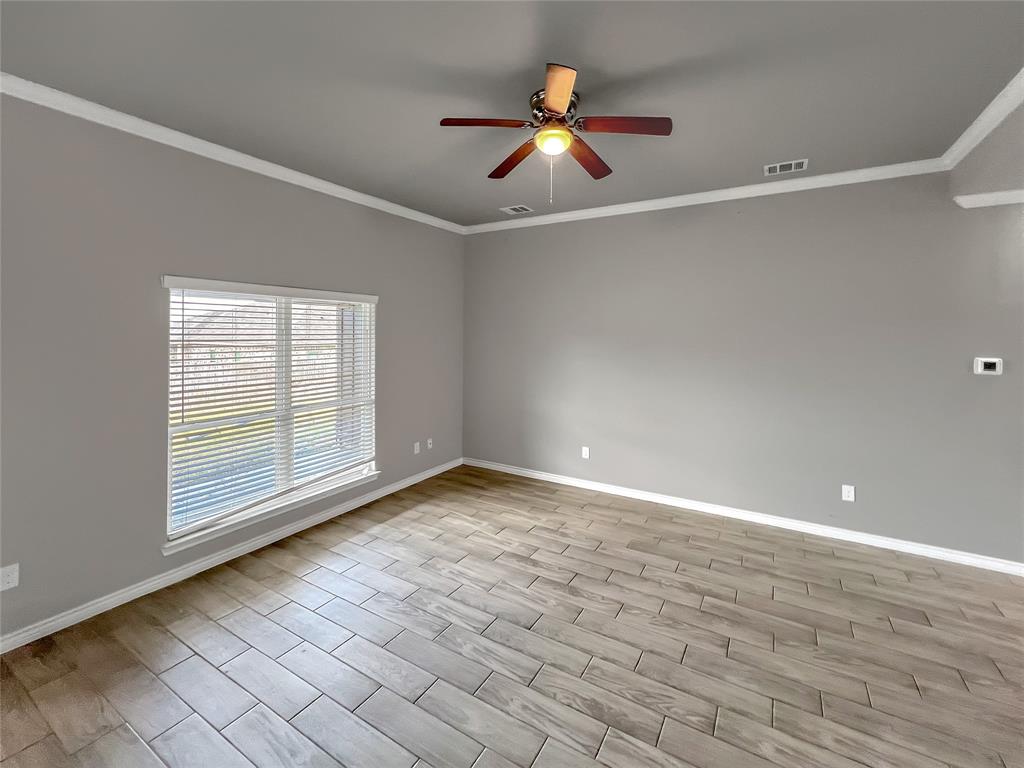 1210 Campbelton Drive Property Photo 4