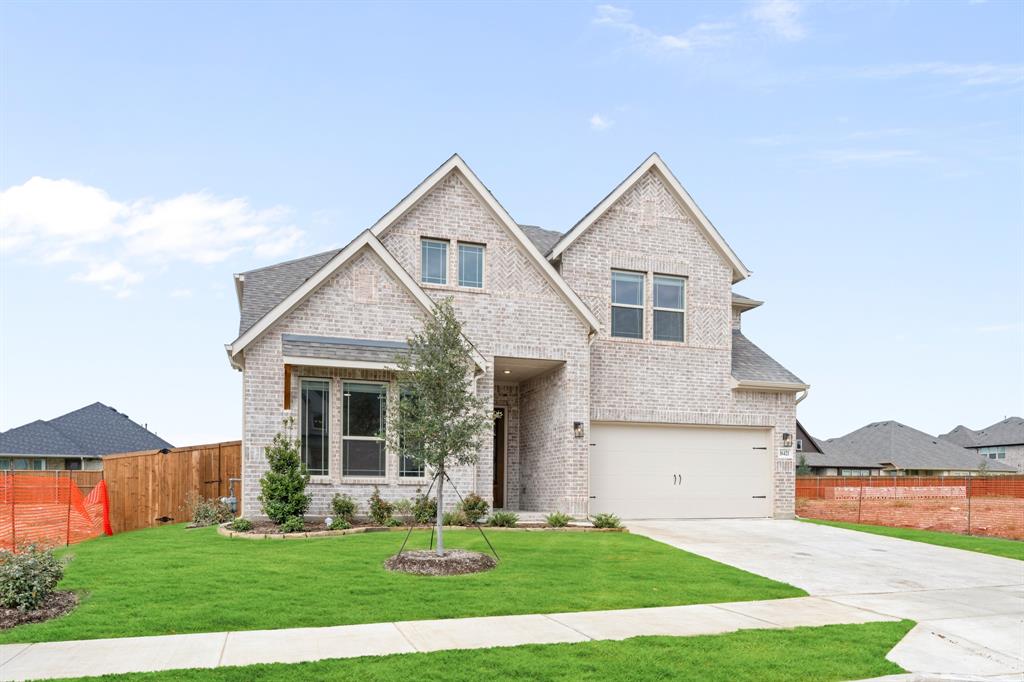 16421 Thistle Bend Drive Property Photo 3