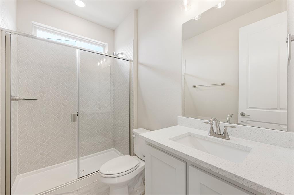 16421 Thistle Bend Drive Property Photo 24