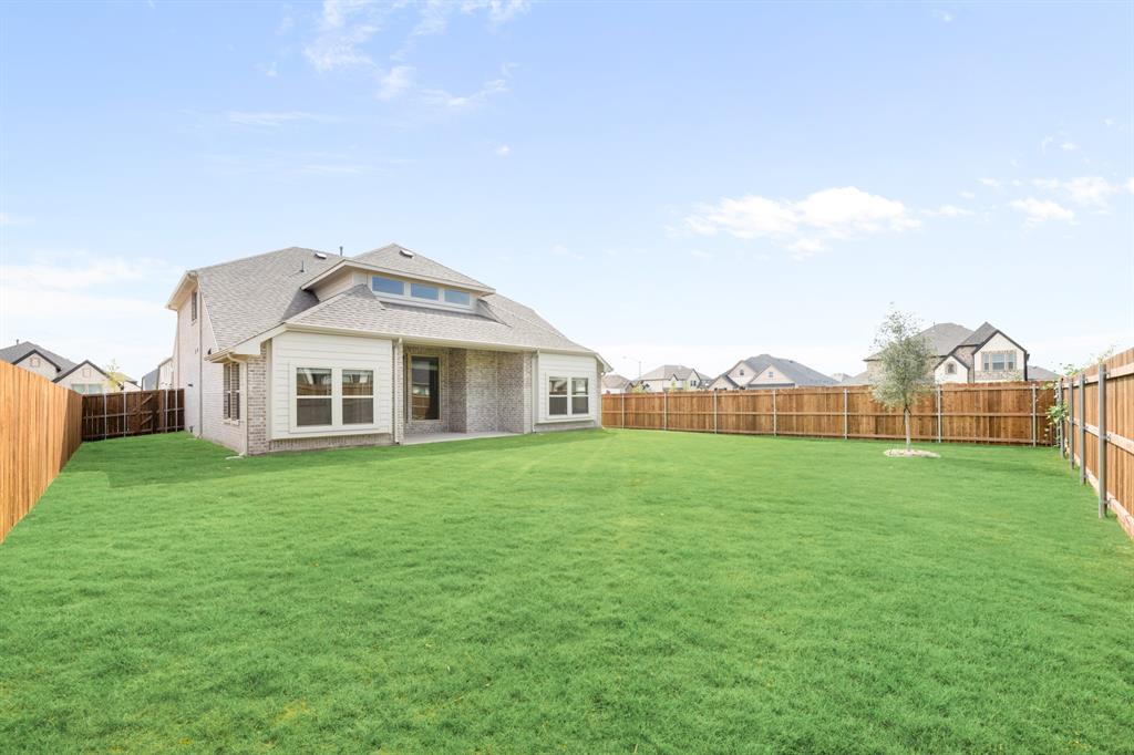 16421 Thistle Bend Drive Property Photo 37