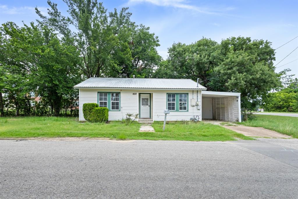 1141 W Mcneill Street Property Photo 1