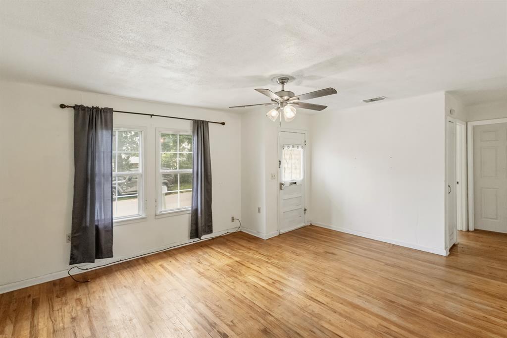 1141 W Mcneill Street Property Photo 6