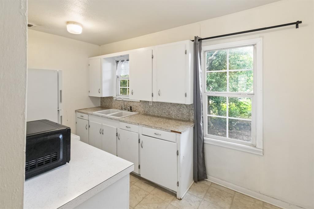 1141 W Mcneill Street Property Photo 7