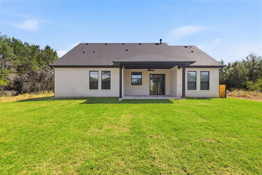27027 Stonewood Drive Property Photo 32