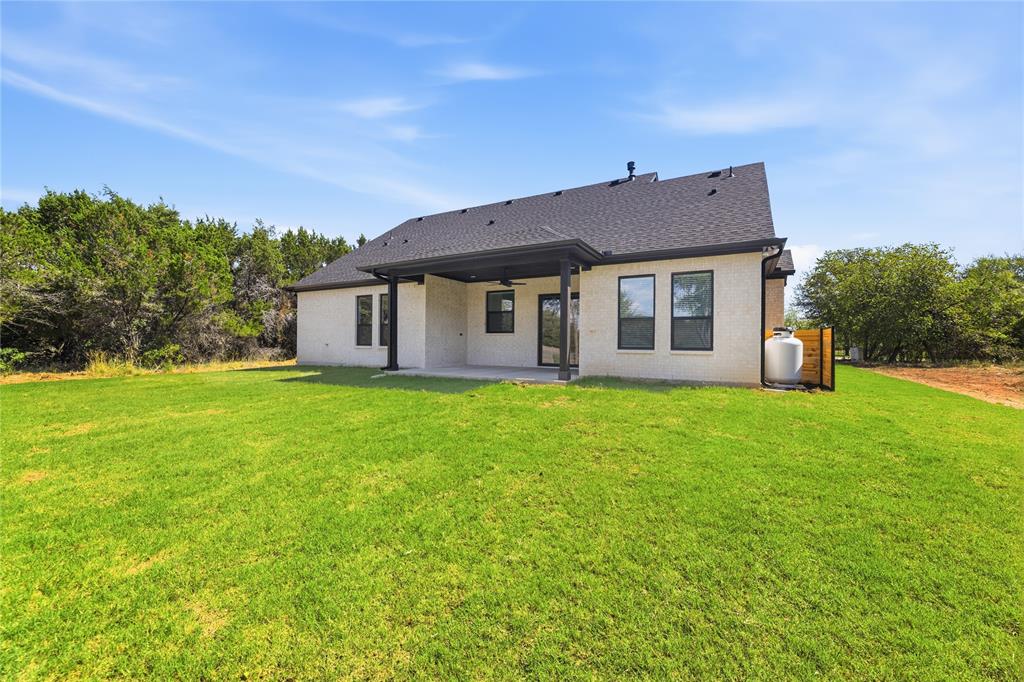 27027 Stonewood Drive Property Photo 33