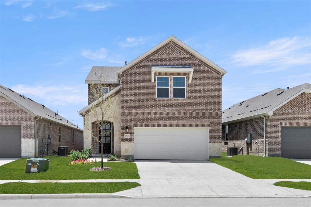 5937 Laurel Lake Lane Property Photo 1