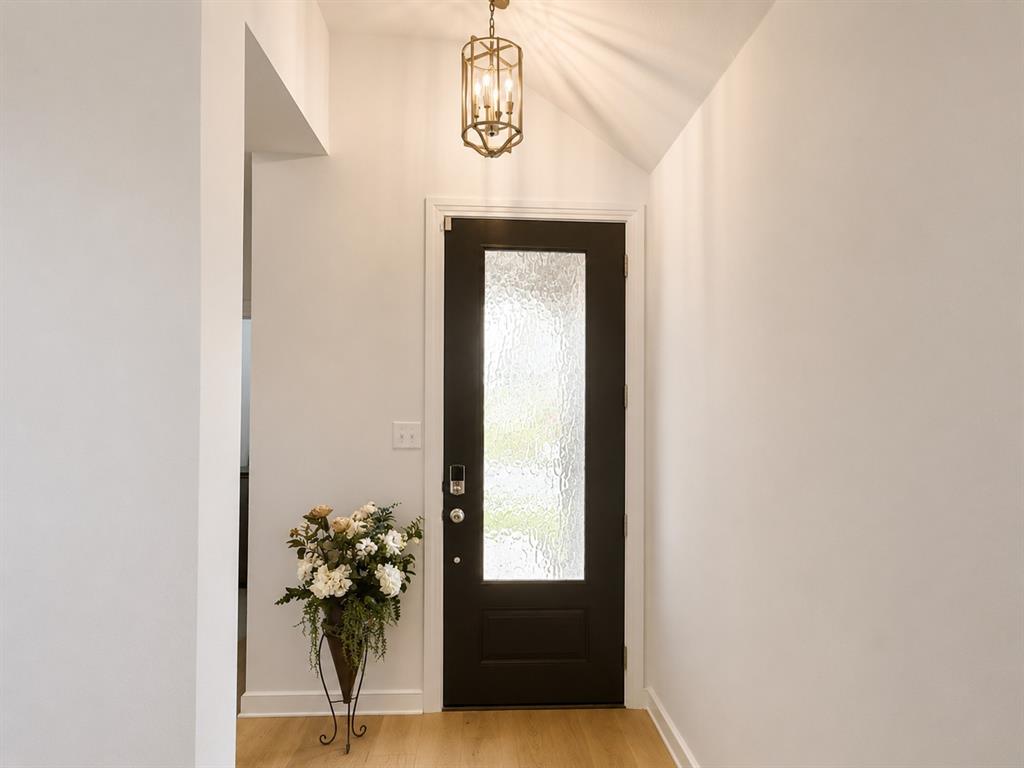 1221 Newport Street Property Photo 4