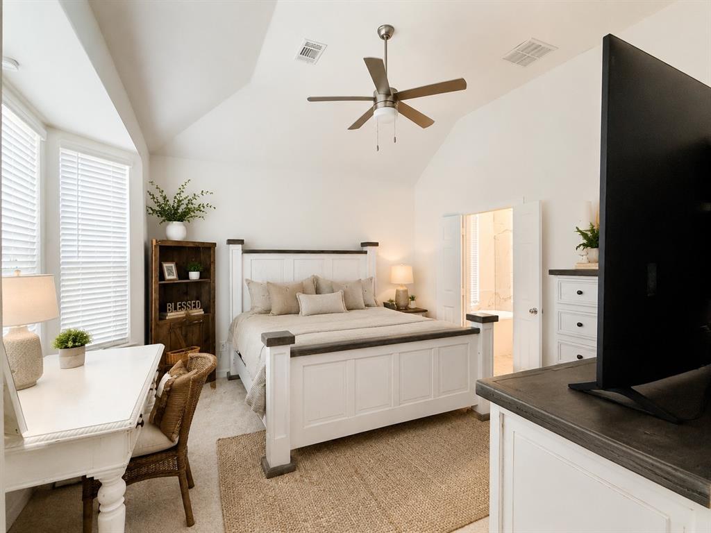 1221 Newport Street Property Photo 11