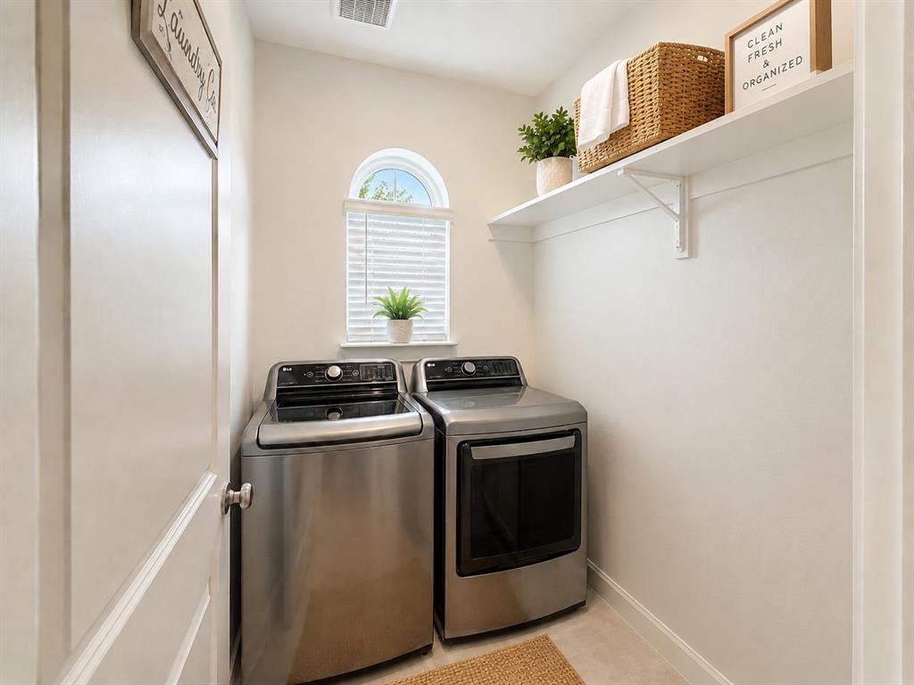 1221 Newport Street Property Photo 18