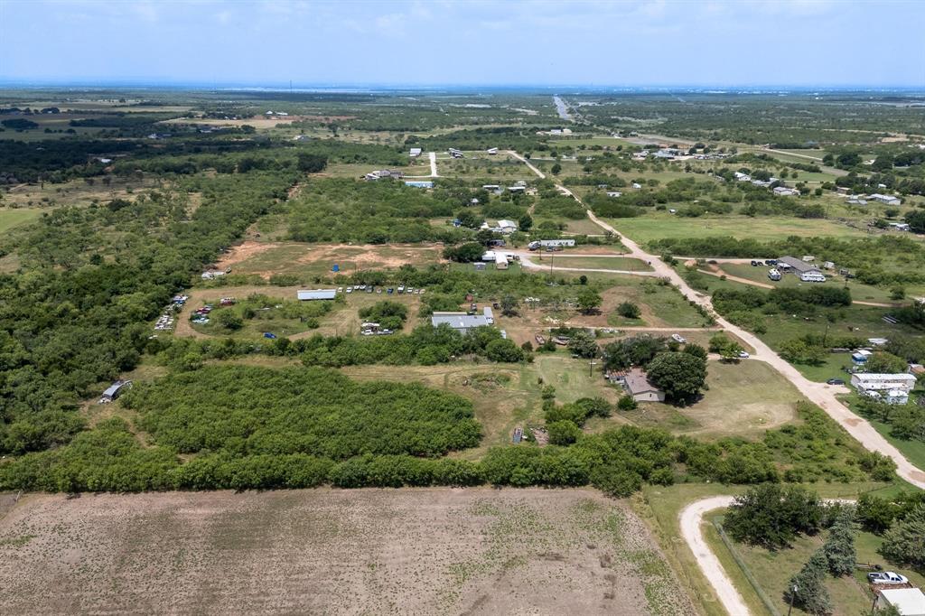1253 Private Road 2431 Property Photo 8