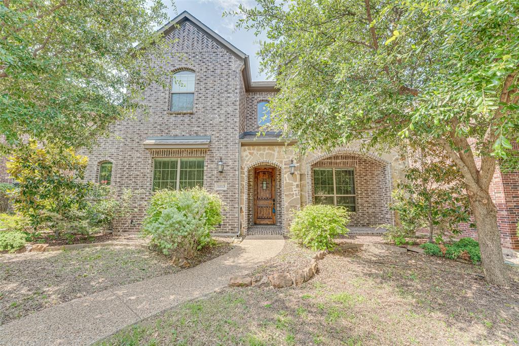 1013 Taylor Drive Property Photo 1