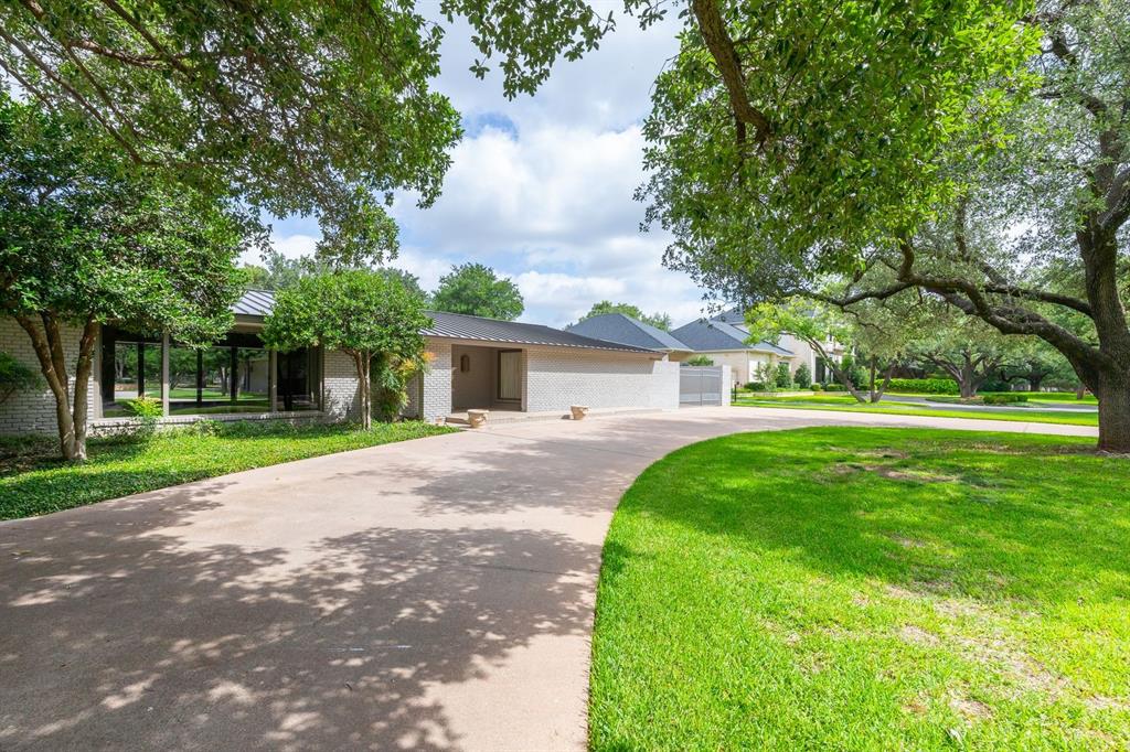 1760 River Oaks Road Property Photo 1