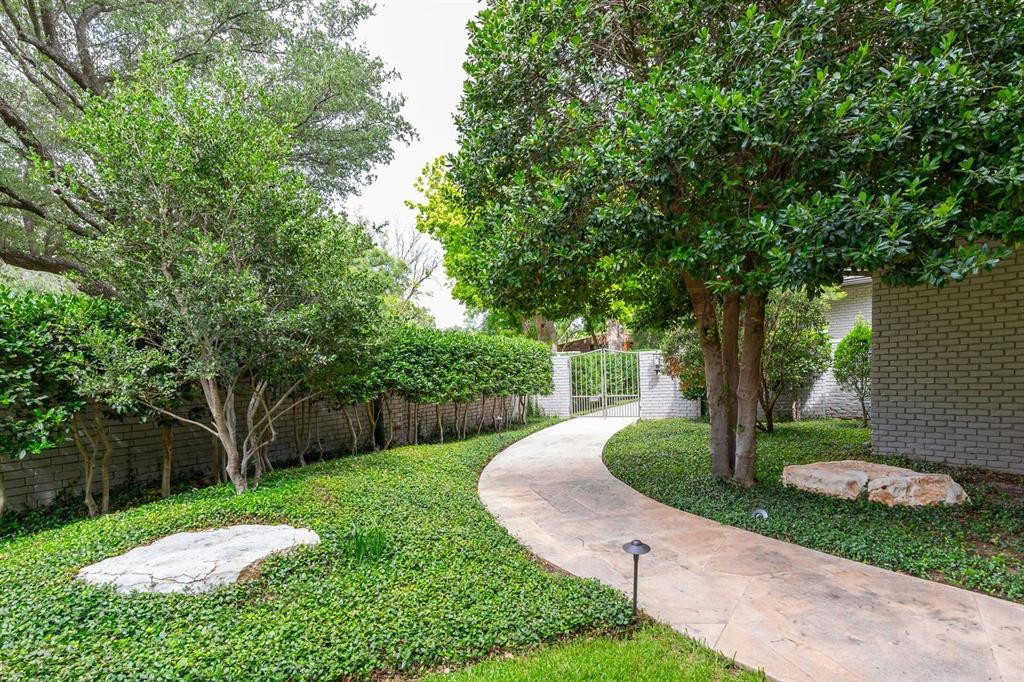 1760 River Oaks Road Property Photo 4