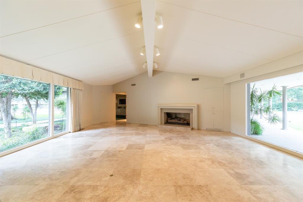 1760 River Oaks Road Property Photo 7