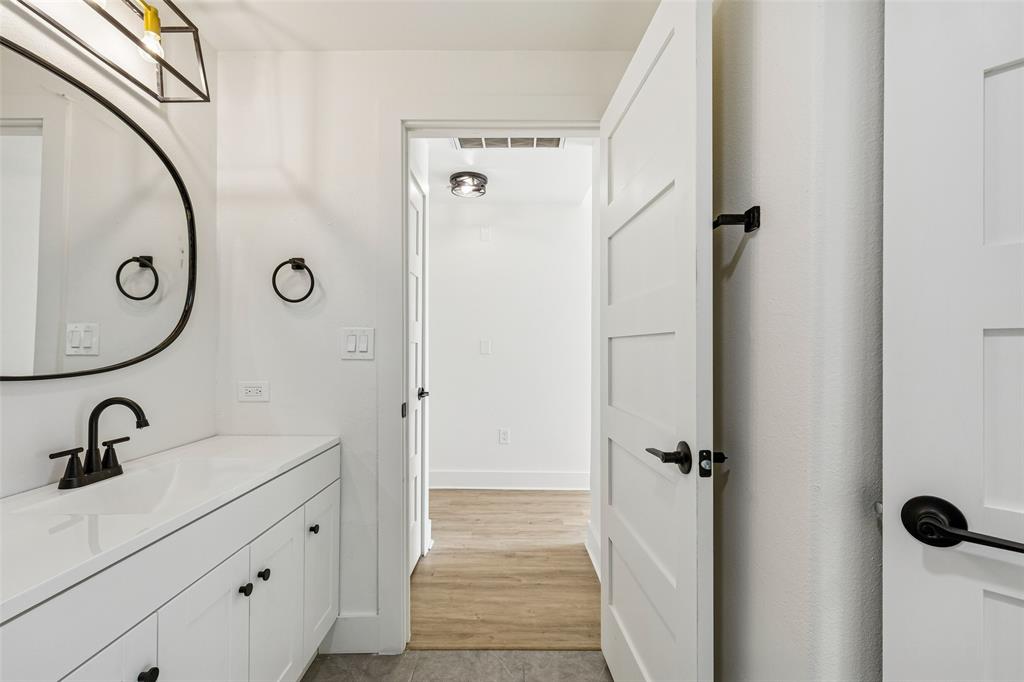 330 Las Colinas Boulevard 434 Property Photo 18