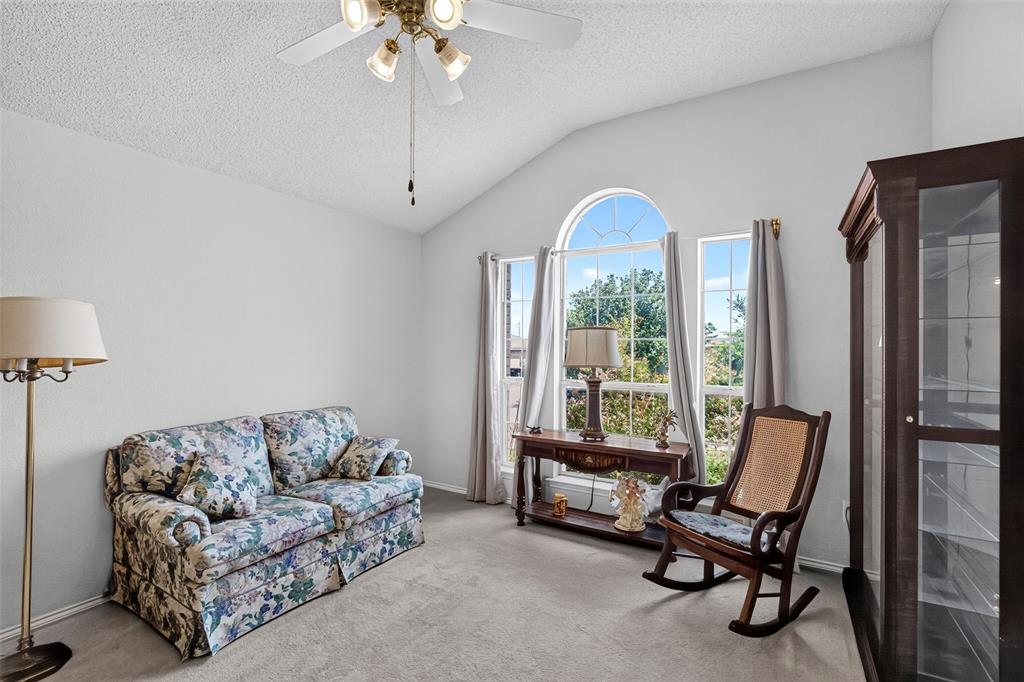 10208 Dallam Lane Property Photo 3