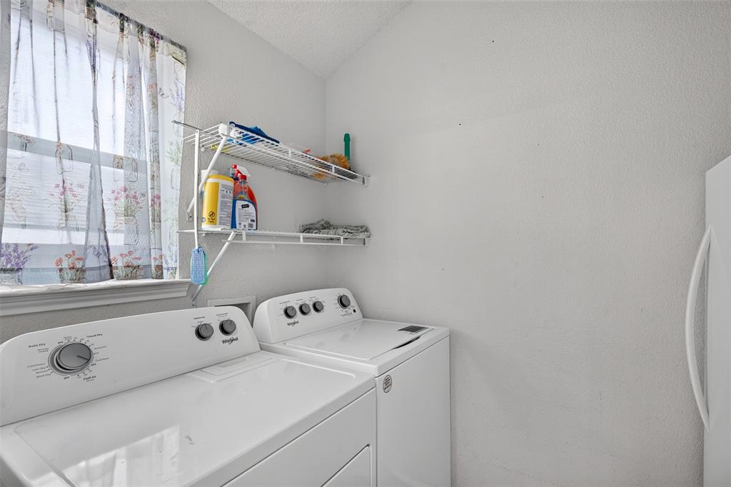 10208 Dallam Lane Property Photo 13