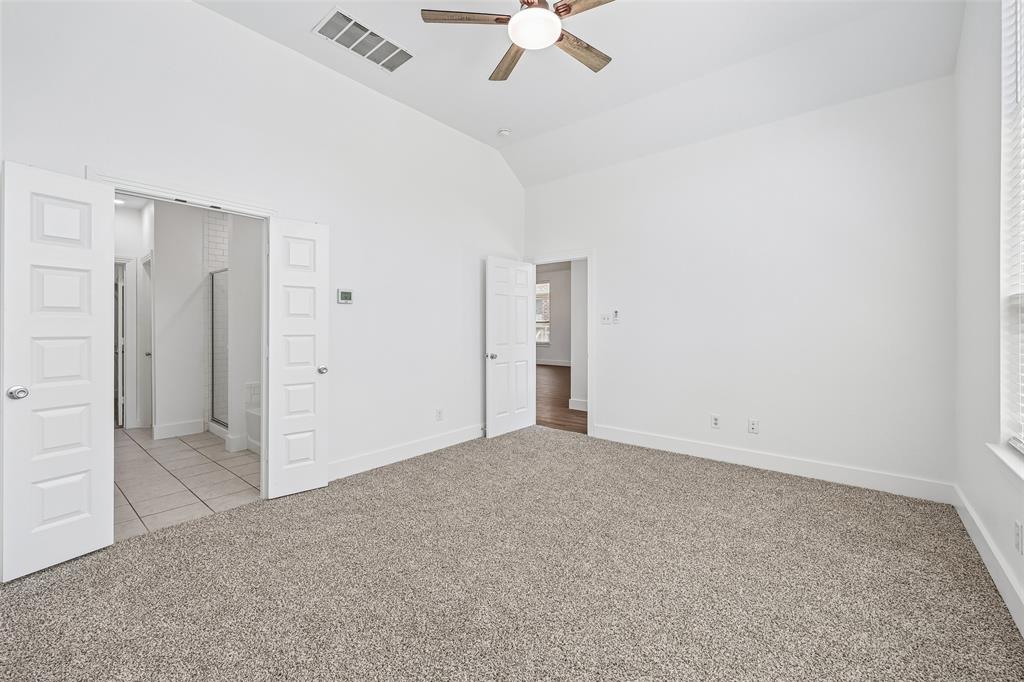 1506 Calcot Lane Property Photo 16
