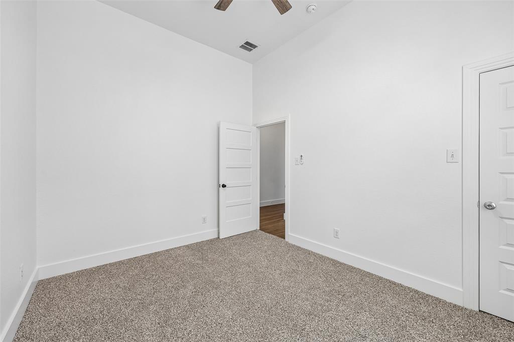 1506 Calcot Lane Property Photo 25