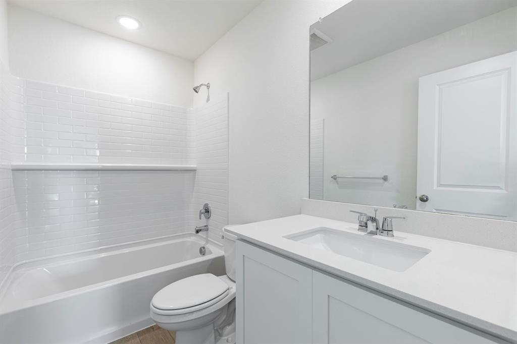 3723 Brewster Lane Property Photo 25