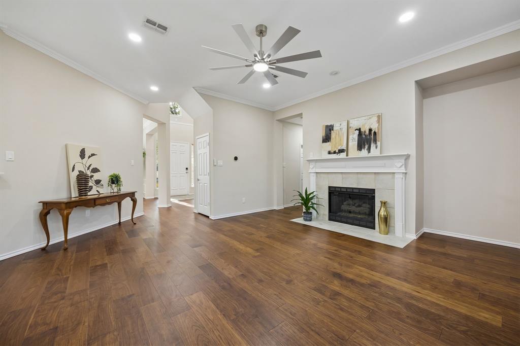 415 Mainsail Drive Property Photo 9