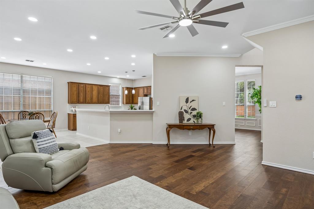 415 Mainsail Drive Property Photo 11