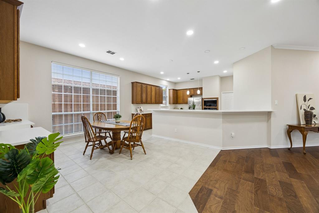 415 Mainsail Drive Property Photo 14
