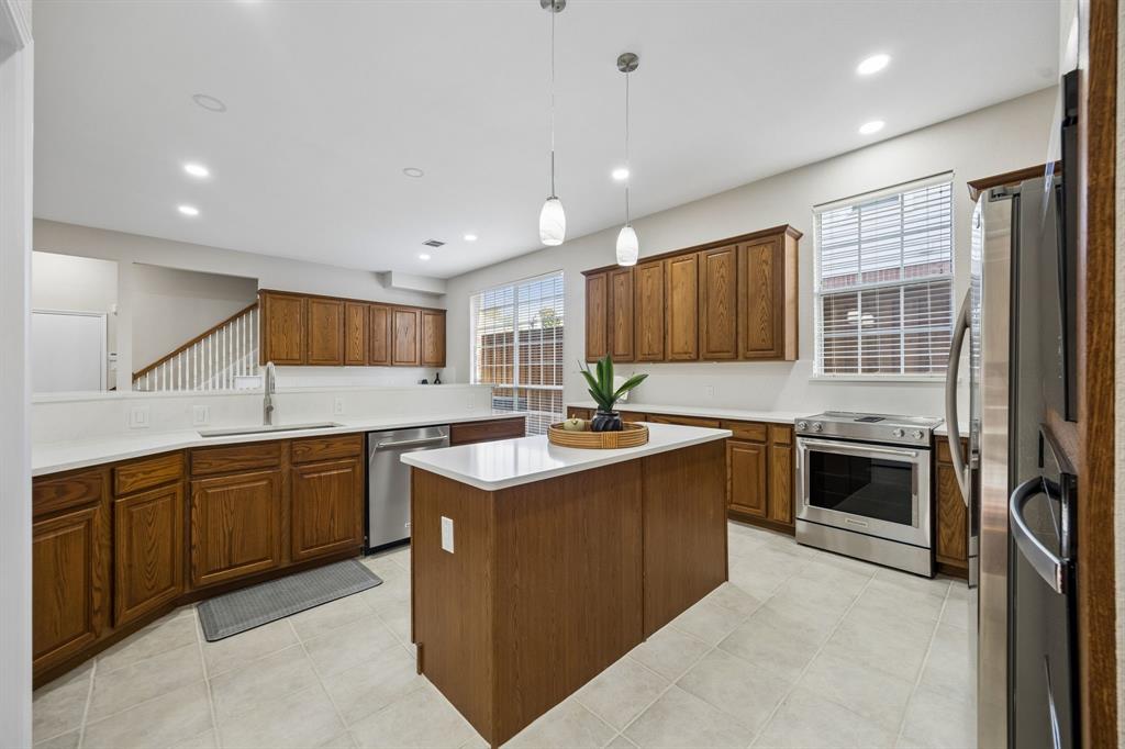 415 Mainsail Drive Property Photo 15