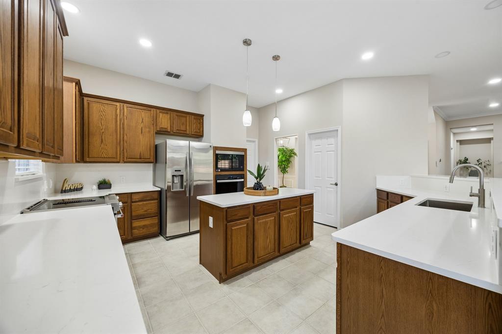415 Mainsail Drive Property Photo 16