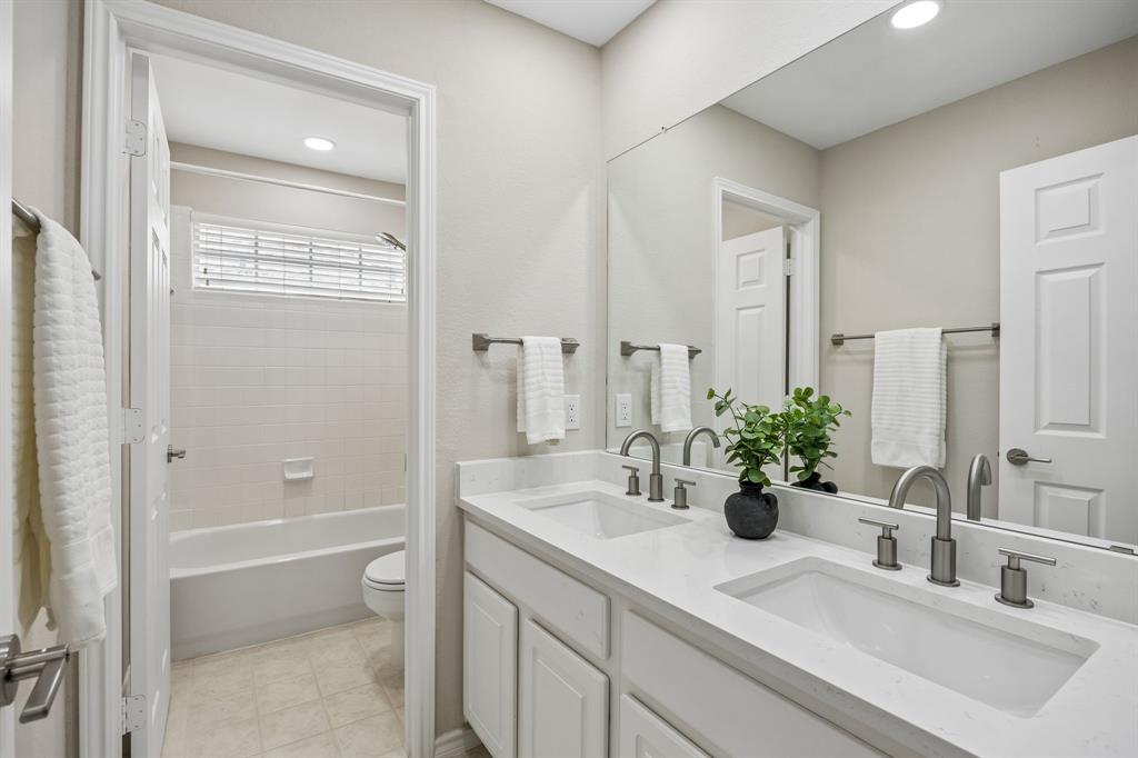 415 Mainsail Drive Property Photo 29