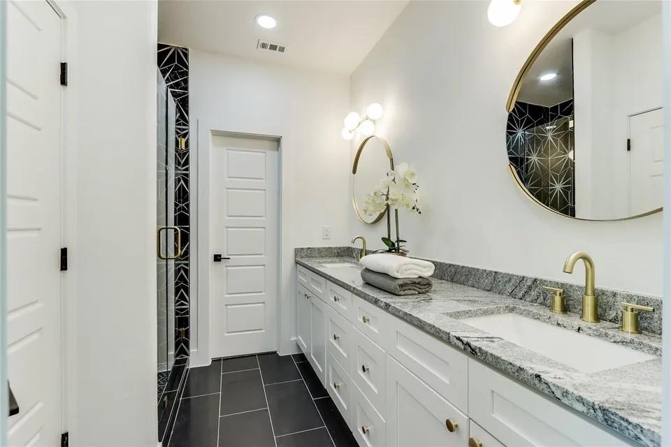 4023 Abilene Street Property Photo 6