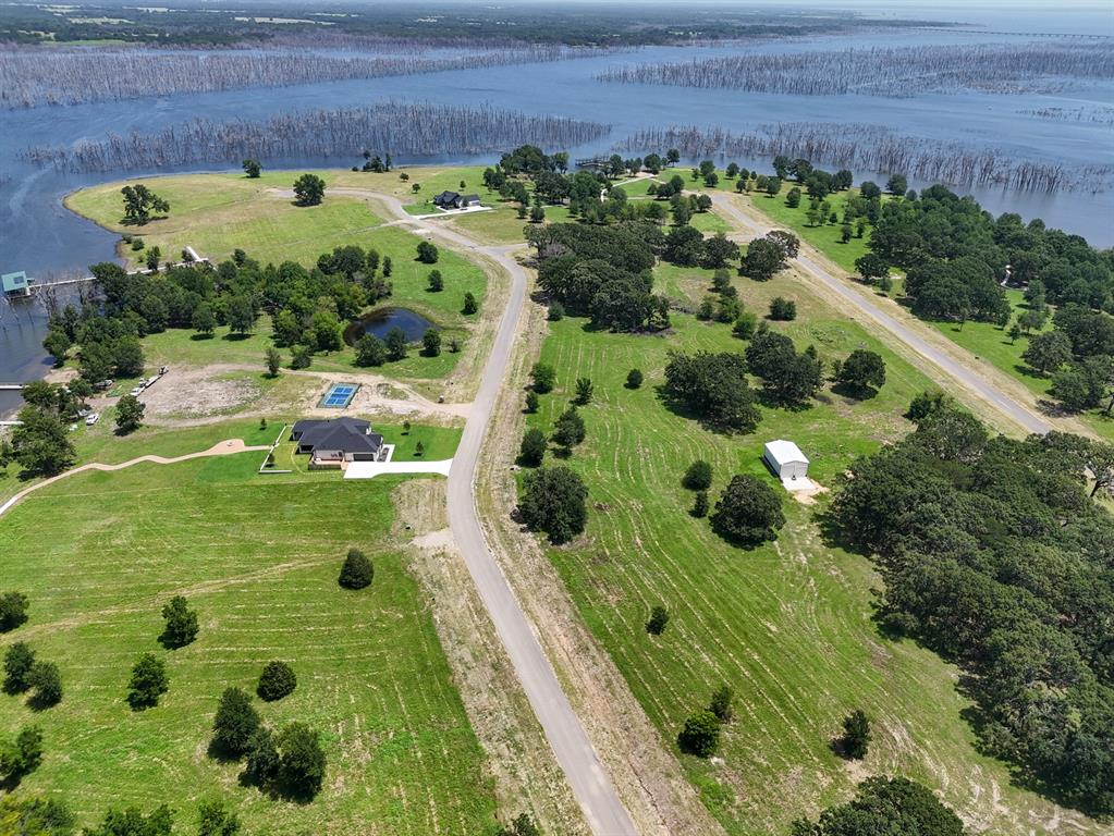 370 Shoreline Drive Property Photo 1