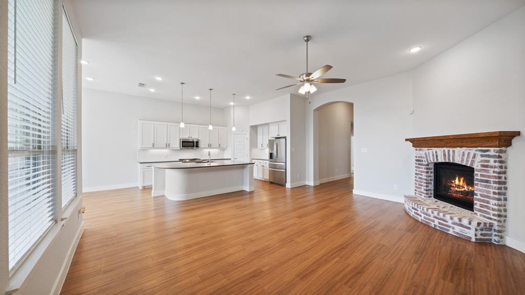 4030 Lagoon Place Property Photo 12