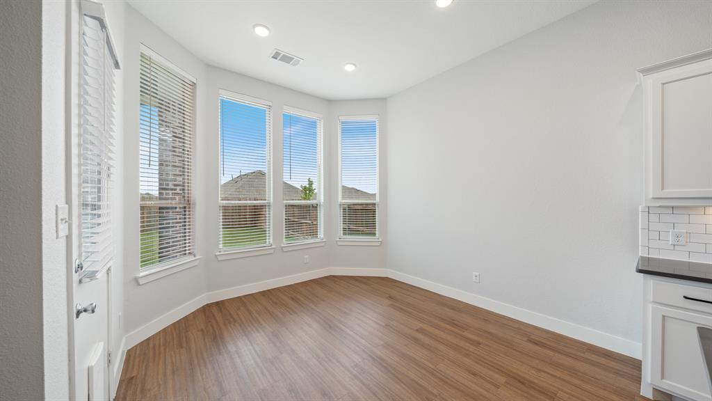 4030 Lagoon Place Property Photo 16