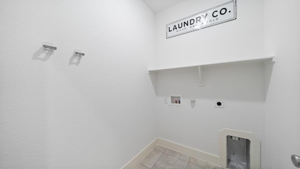 4030 Lagoon Place Property Photo 25