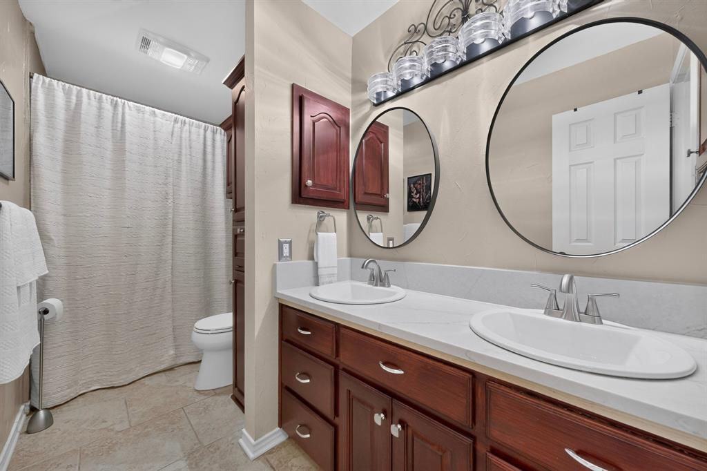 611 N Fm 740 Property Photo 16