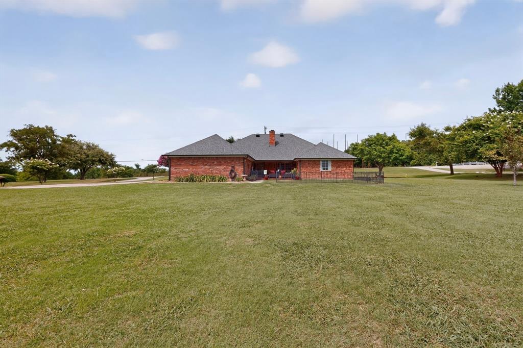611 N Fm 740 Property Photo 24