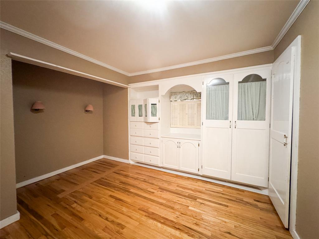 703 N Avenue E Property Photo 30