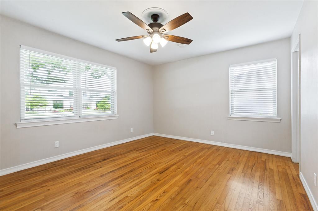 306 S Lois Lane Property Photo 14