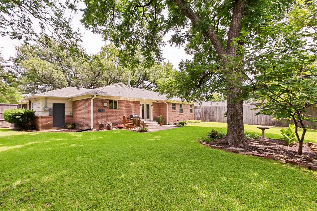 306 S Lois Lane Property Photo 19