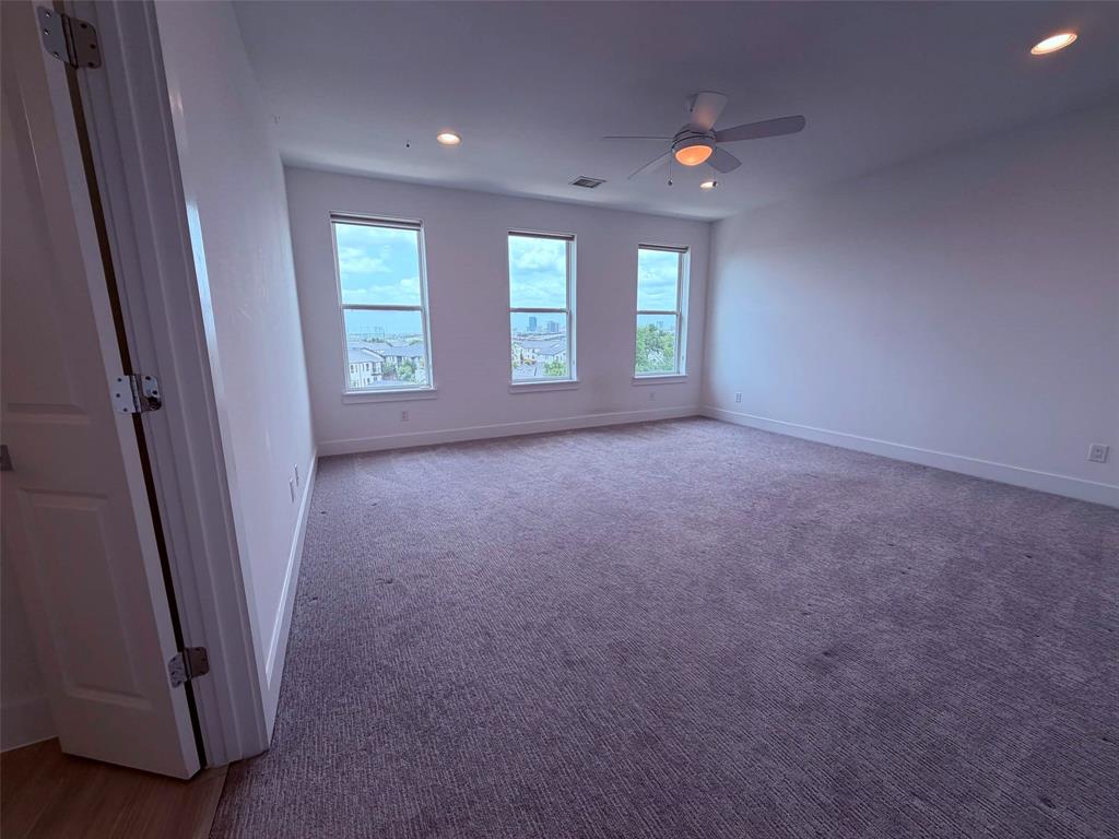 2232 Scenic Bluff Drive Property Photo 5