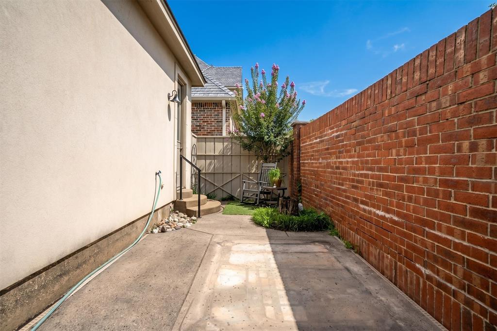 12 Park Row Court Property Photo 32