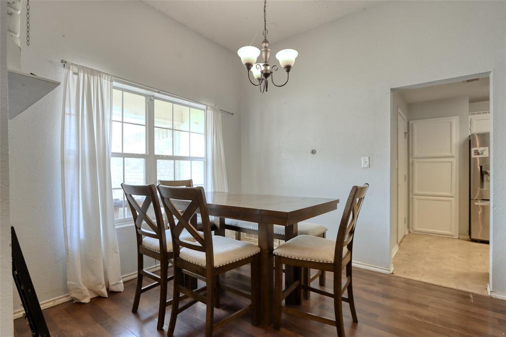 108 Wolf Lane Property Photo 5